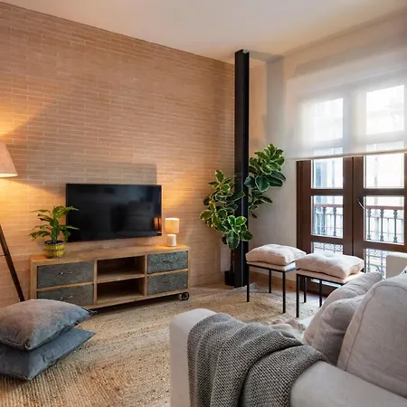 Apartment Monsalves 39 *